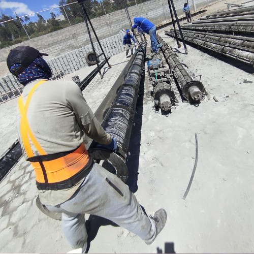 Reparación y mantenimiento de postes de hormigón